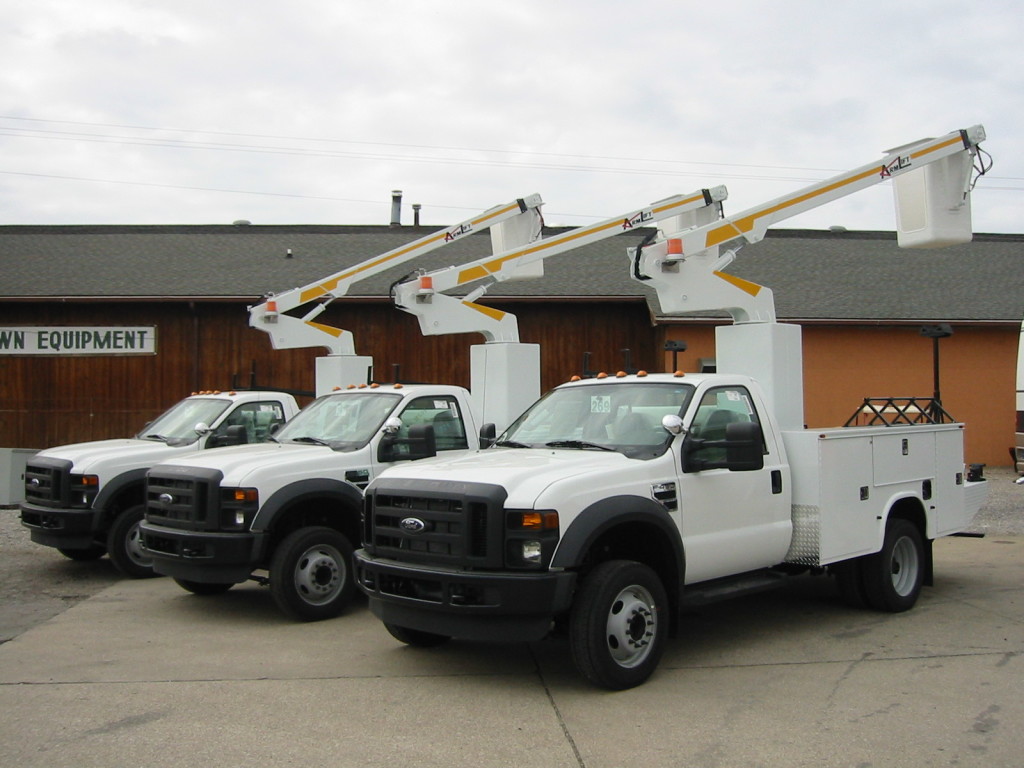 Bucket Trucks Evansville & Jasper, IN Meyer Truck Equipment